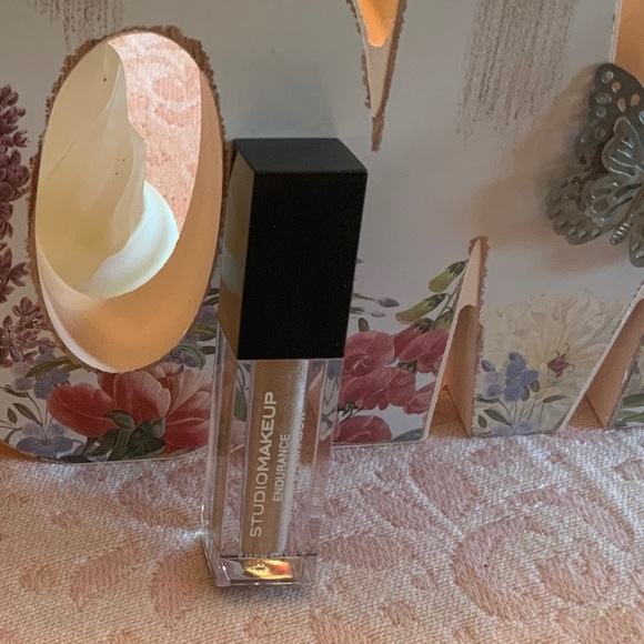 Studiomakeup endurance cream eyeshadow - Picture 1 of 2